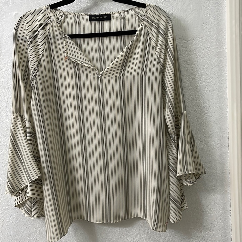 B&W striped flowy blouse